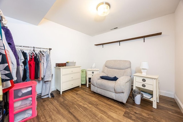 20 Bailey Shr, Hampstead, NH 03841 - living area featuring wood finished floors and baseboards