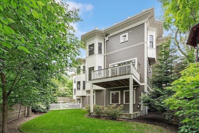 33 Winthrop Unit 1, Brookline, MA 02445 - rear view of house featuring a balcony