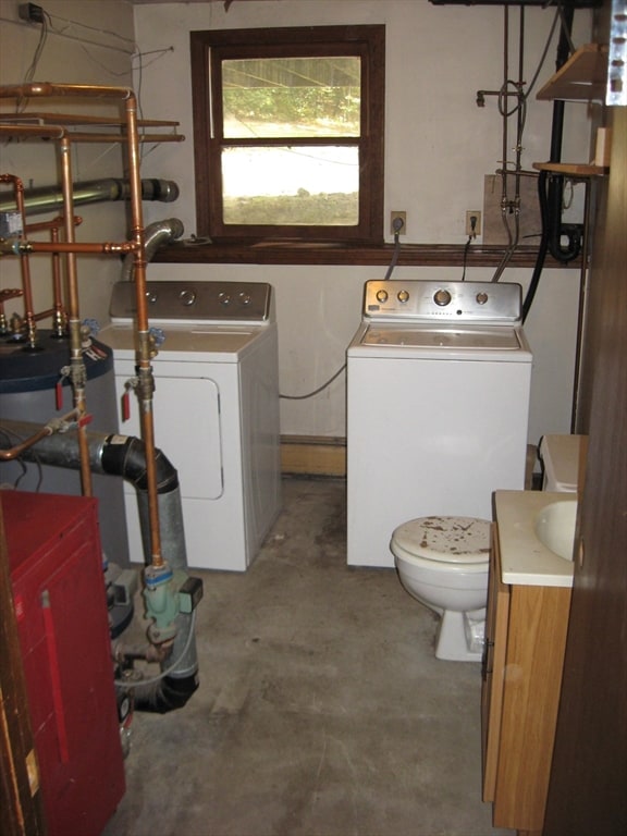 laundry room featuring washer and dryer