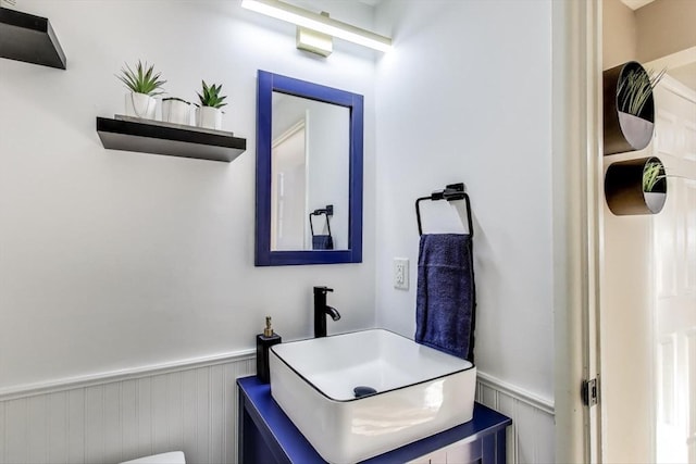 bathroom with vanity