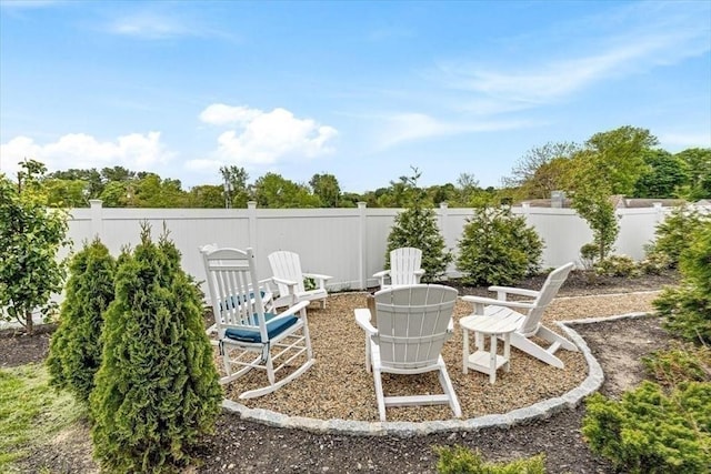 6 Macdonald Ter Unit E, Scituate, MA 02066 - view of fenced backyard