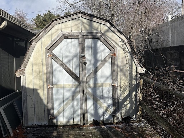 view of outbuilding