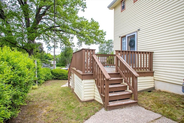 22 Everton Ave, Worcester, MA 01604 - view of yard with stairway and a deck