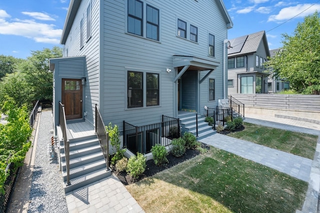 view of front of home