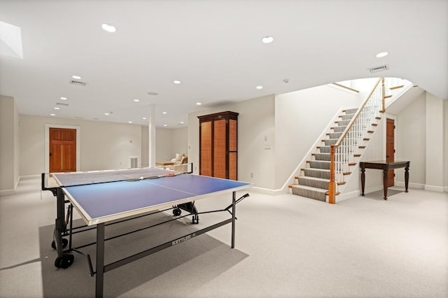 rec room with light carpet, baseboards, visible vents, and recessed lighting