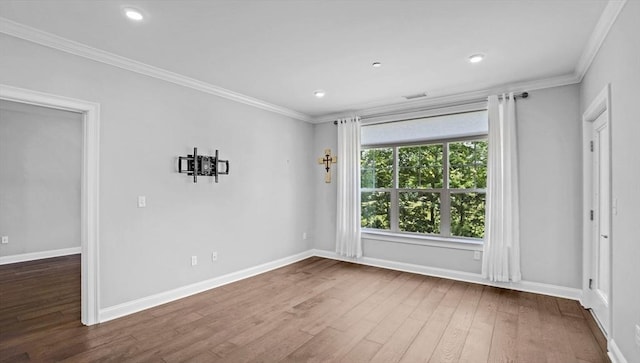 635 Old Post Rd Unit 204, Sharon, MA 02067 - unfurnished room with wood finished floors, crown molding, and recessed lighting