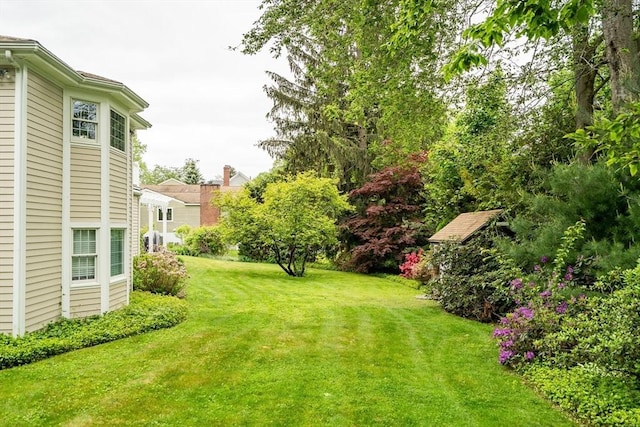 10 Ballard Ter, Lexington, MA 02420 - view of green lawn