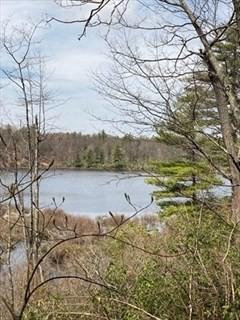 90 Log Cabin Rd, Ashby, MA 01431