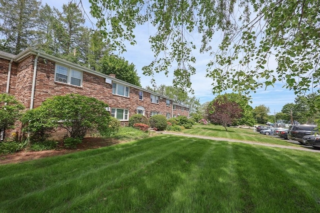 3 Myles Standish Dr Unit 8, Haverhill, MA 01835 - view of grassy yard