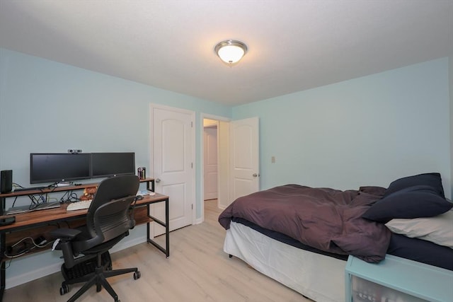 3 Myles Standish Dr Unit 8, Haverhill, MA 01835 - bedroom featuring light wood-style flooring, a desk, and baseboards