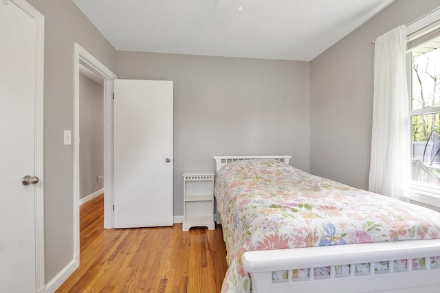 10 Briarcliff Ln, Paxton, MA 01612 - bedroom with light wood finished floors and baseboards