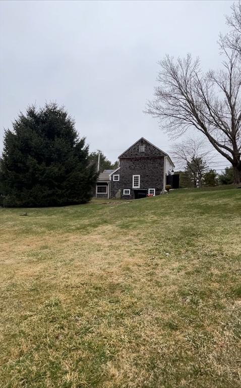 186 Elm St, Hanover, MA 02339