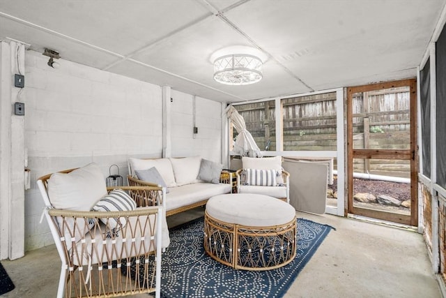 11 Hamilton Dr, Holland, MA 01521 - view of sunroom / solarium