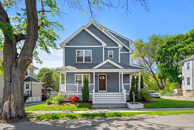 10 Brickett Ave, Haverhill, MA 01830 - view of front facade featuring a porch