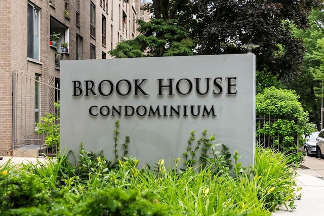 99 Pond Ave Unit 220, Brookline, MA 02445 - view of community / neighborhood sign