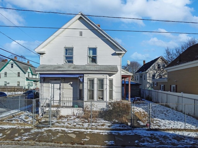 view of front of property