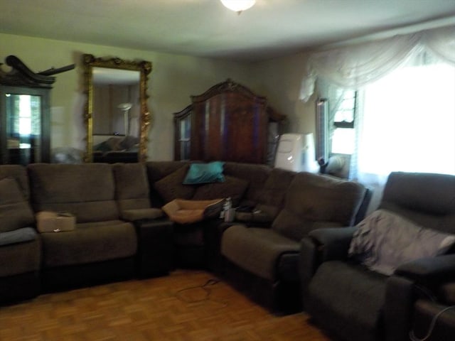 545 Douglas Rd, Northbridge, MA 01588 - view of living room