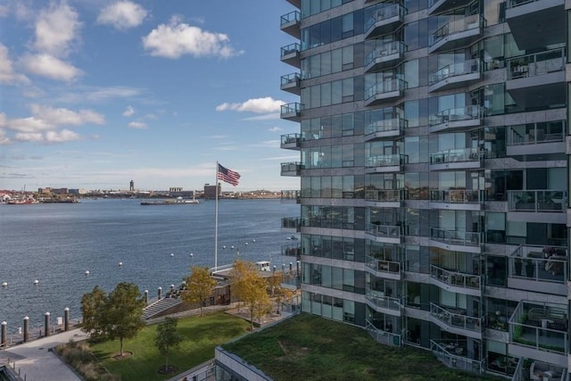 22 Liberty Dr Unit 7G, Boston, MA 02210 - water view