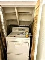 washroom with washer / clothes dryer and laundry area