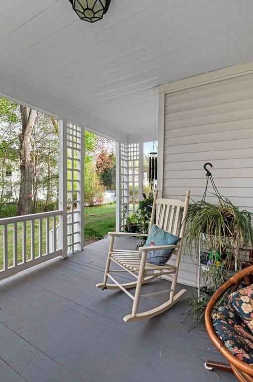 view of patio featuring covered porch