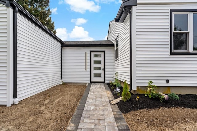 23 Donna St, Westport, MA 02790 - view of doorway to property