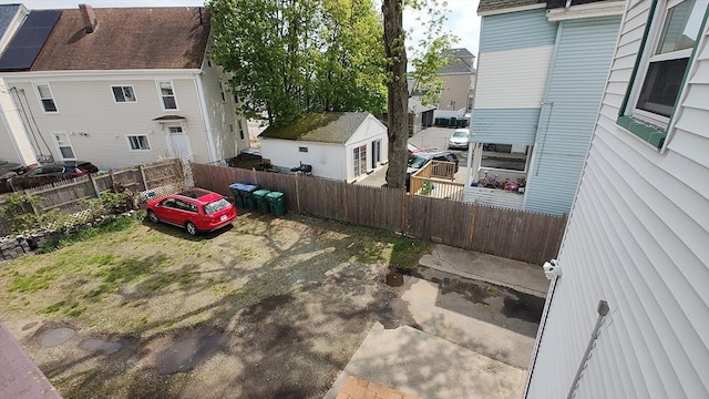 exterior space featuring a fenced backyard