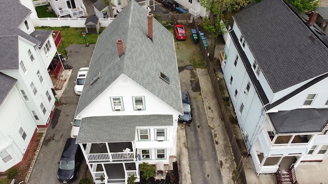 birds eye view of property featuring a residential view