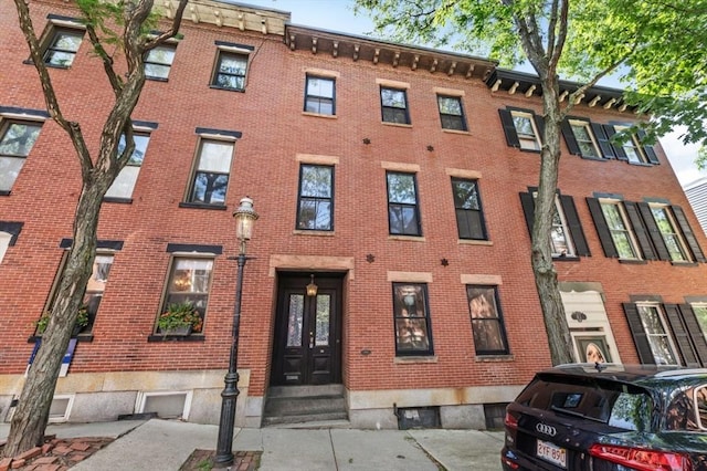 43 Baldwin St, Boston, MA 02129 - view of property featuring entry steps