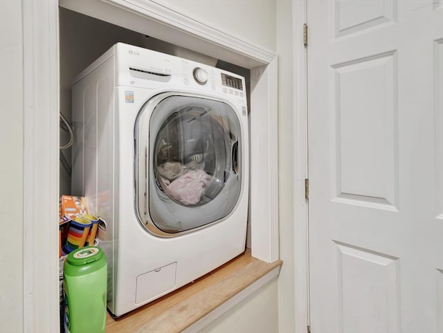 10 Vernon Ave, Hull, MA 02045 - washroom featuring washer / dryer