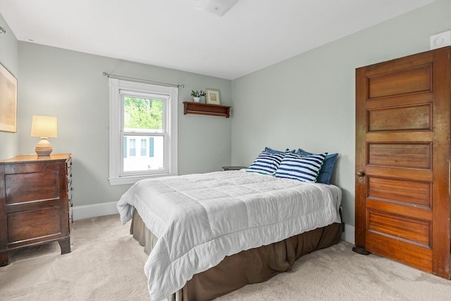 41 Clarke St, Lexington, MA 02421 - bedroom featuring carpet flooring and baseboards