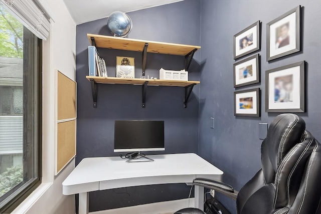 34 Staffordshire Ln Unit 34, Concord, MA 01742 - view of office space