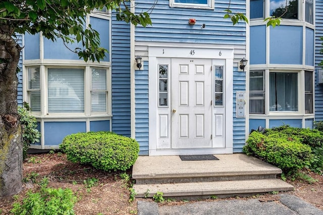 45 W 3rd St Unit 6, Lowell, MA 01850 - property entrance