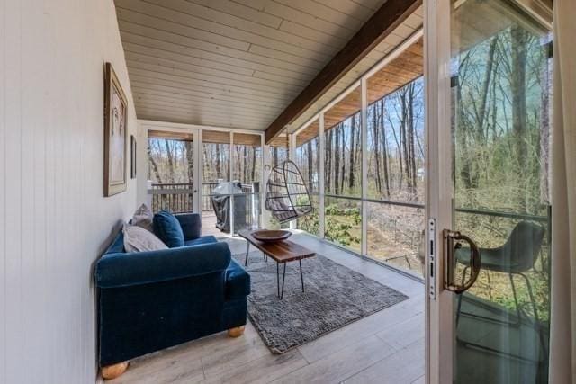 view of sunroom / solarium