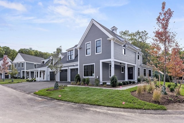 view of front of house with a front lawn