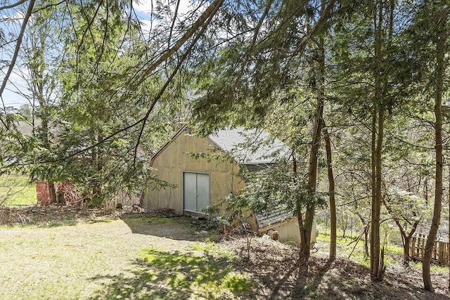 view of outbuilding with an outbuilding