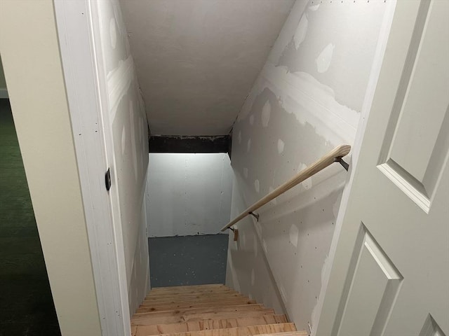 11 Pleasant St, Freetown, MA 02702 - view of staircase