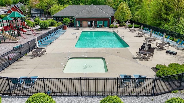 3 Chipmunk Trl Unit 3, Westford, MA 01886 - community pool featuring a patio area