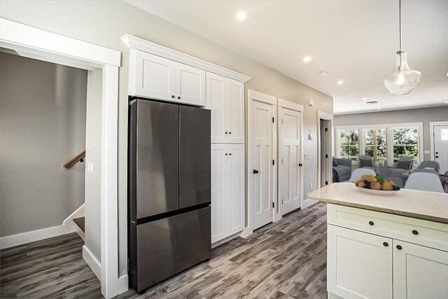 unfurnished bedroom featuring connected bathroom and carpet flooring