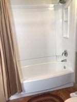 full bath with shower / bath combo