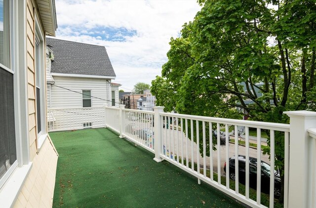 27 Stephen St, Lynn, MA 01902 - view of balcony
