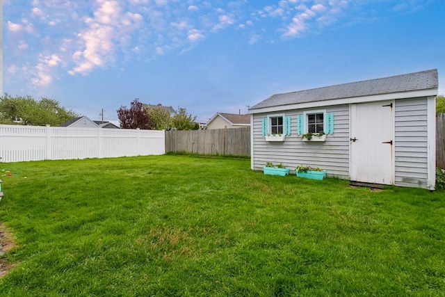 13 11th St W, Salisbury, MA 01952 - view of yard
