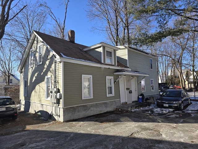 view of front of home