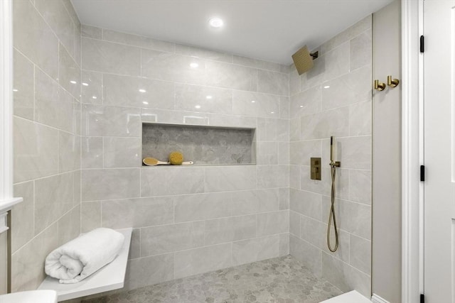 315 Maple Ave, Shrewsbury, MA 01545 - bathroom featuring a tile shower