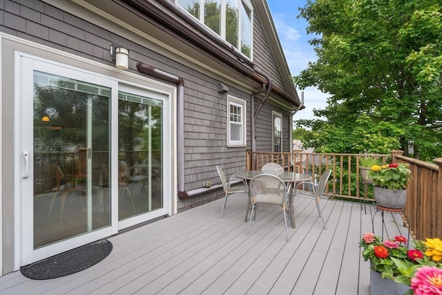 50-52 Linden Pl, Brookline, MA 02446 - wooden deck with outdoor dining area