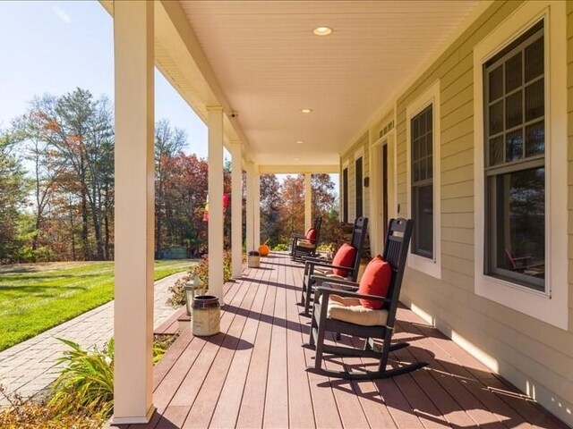 143 Clemence Hill Rd, Southbridge, MA 01550 - view of porch