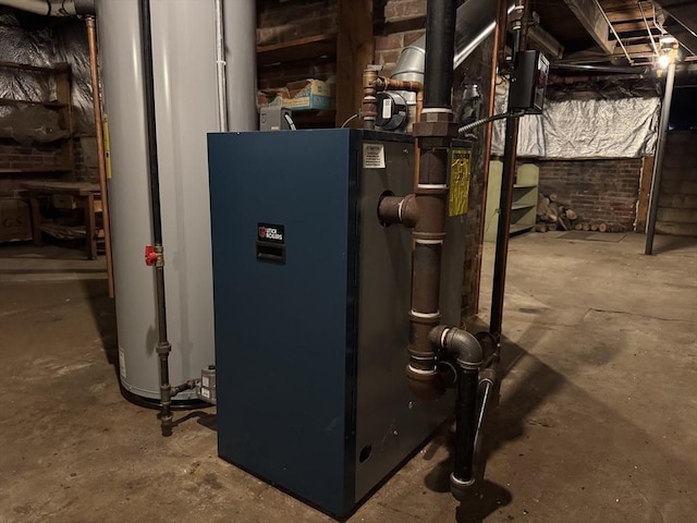 117 Rogers, West Springfield, MA 01089 - utility room featuring water heater