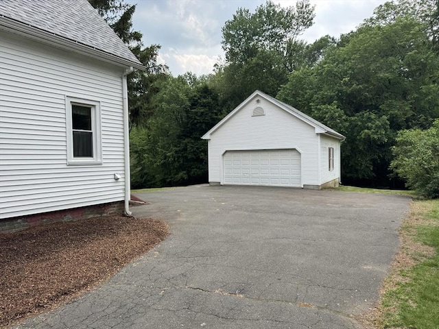 117 Rogers, West Springfield, MA 01089 - view of detached garage