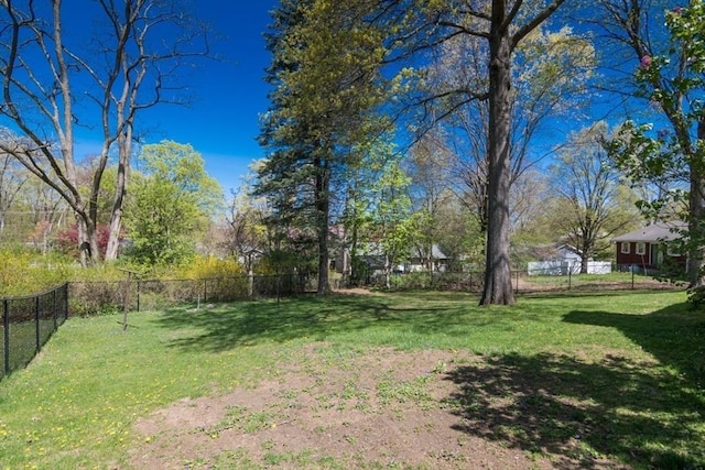 view of yard with fence