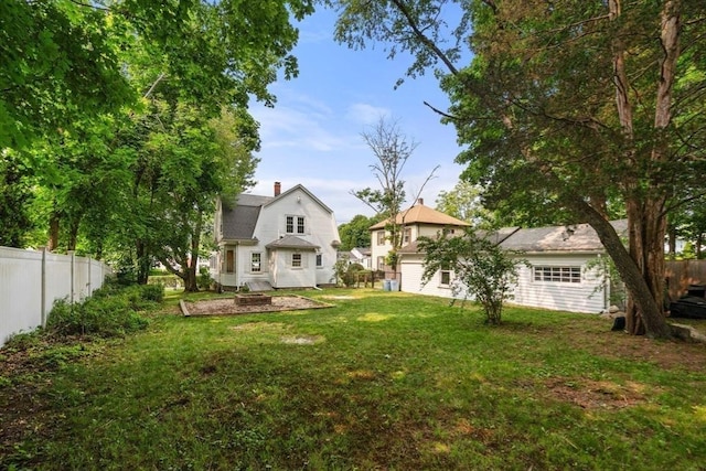 14 E Division St, Holbrook, MA 02343 - view of yard