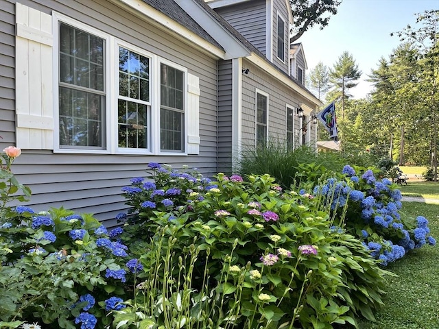 101 Titicut Rd, Raynham, MA 02767 - view of side of home